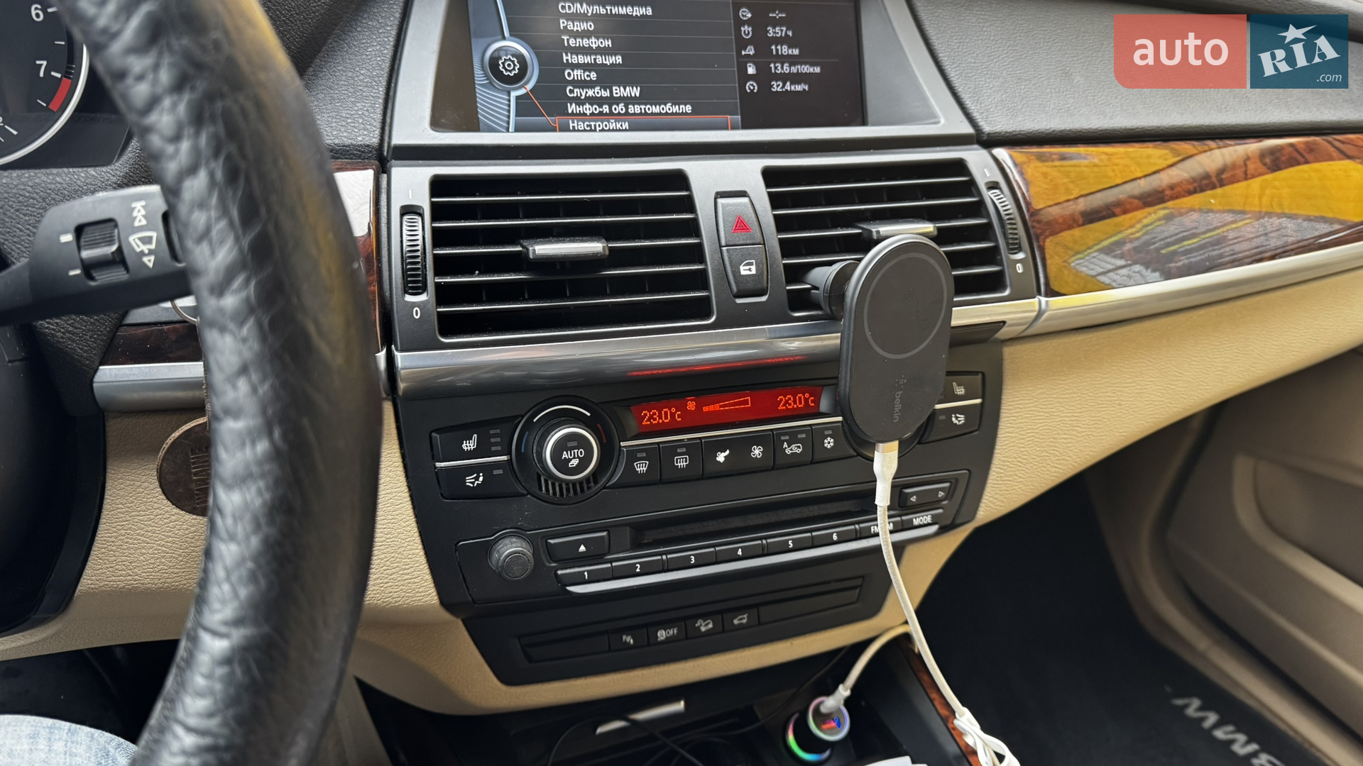 2011 BMW X5 - мініатюра 17