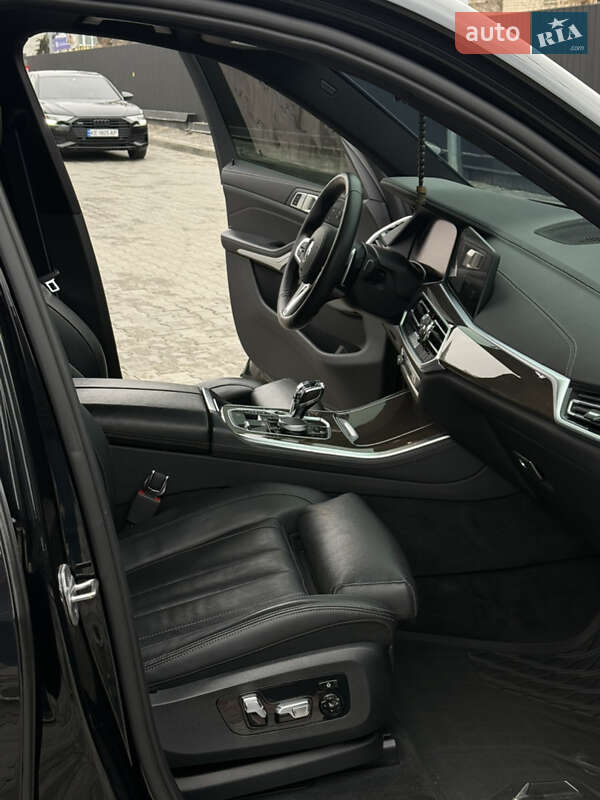 Позашляховик / Кросовер BMW X5 2021 в Дніпрі