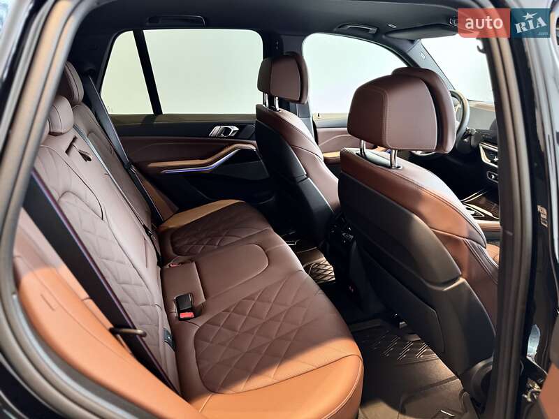 Внедорожник / Кроссовер BMW X5 2025 в Виннице