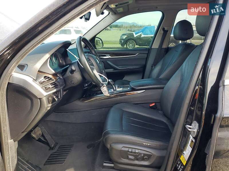 Внедорожник / Кроссовер BMW X5 2016 в Ровно