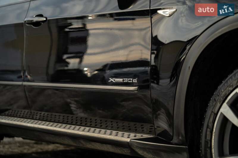 Позашляховик / Кросовер BMW X5 2011 в Чернівцях