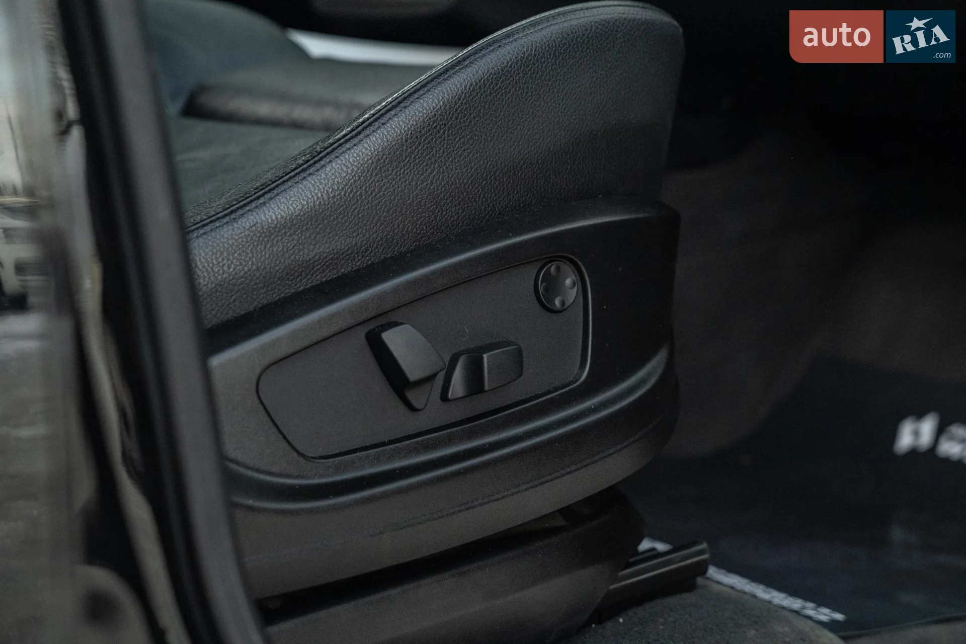 2011 BMW X5 - мініатюра 30