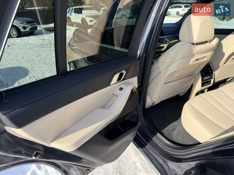 Внедорожник / Кроссовер BMW X5 2019 в Луцке