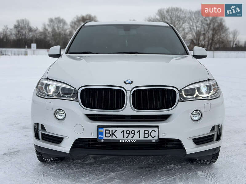 Позашляховик / Кросовер BMW X5 2017 в Києві