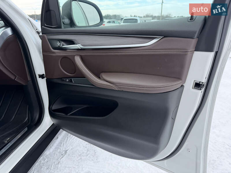 Позашляховик / Кросовер BMW X5 2017 в Києві