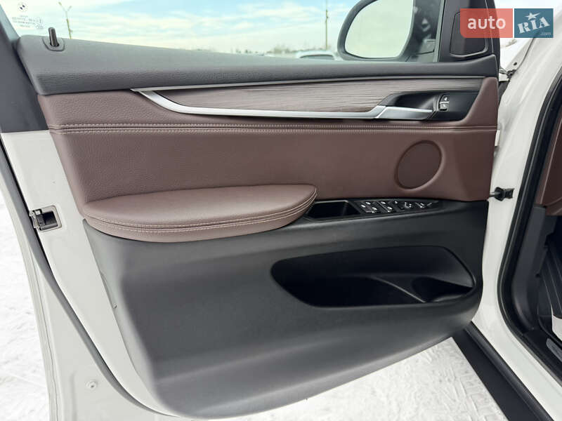 Позашляховик / Кросовер BMW X5 2017 в Києві