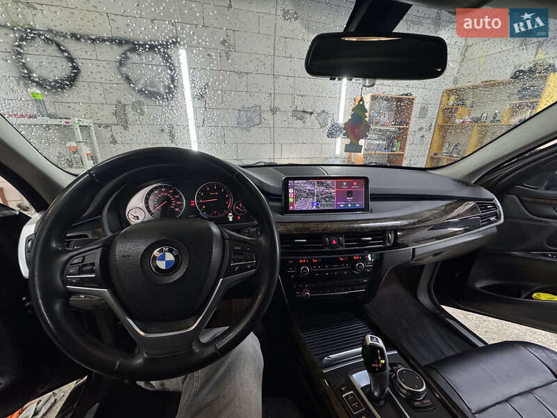 Позашляховик / Кросовер BMW X5 2015 в Луцьку