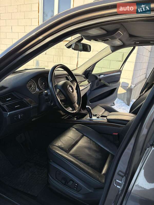 Позашляховик / Кросовер BMW X5 2011 в Києві фото 23 Позашляховик / Кросовер BMW X5 2011 в Києві