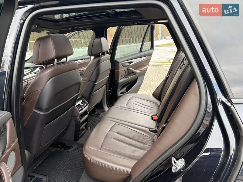 Внедорожник / Кроссовер BMW X5 2018 в Черновцах