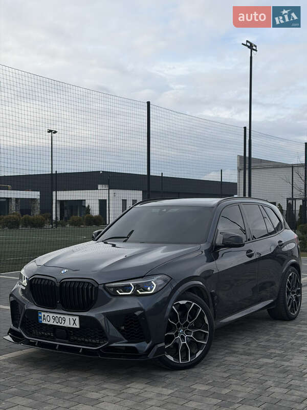 Внедорожник / Кроссовер BMW X5 2019 в Киеве