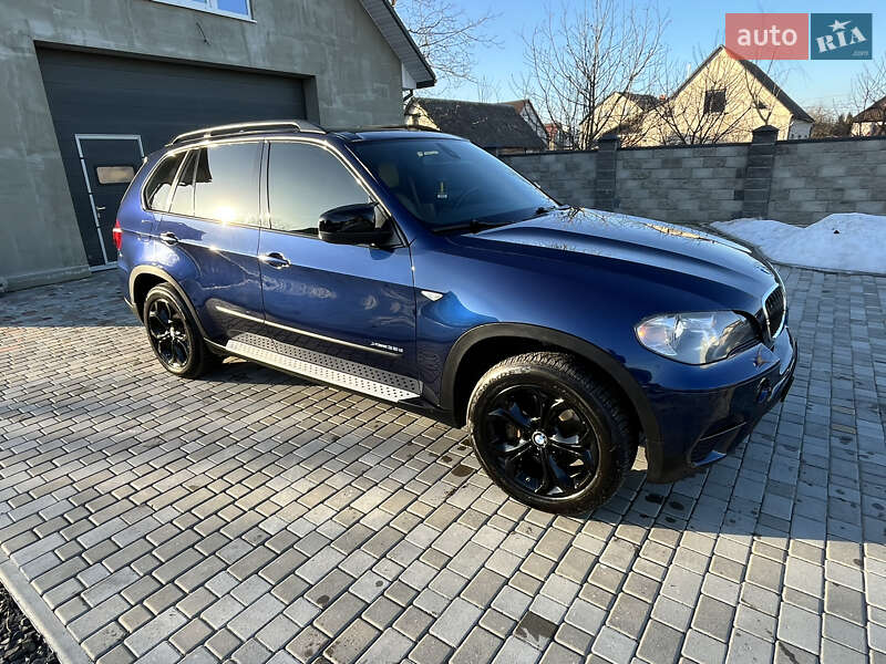 Позашляховик / Кросовер BMW X5 2010 в Нововолинську