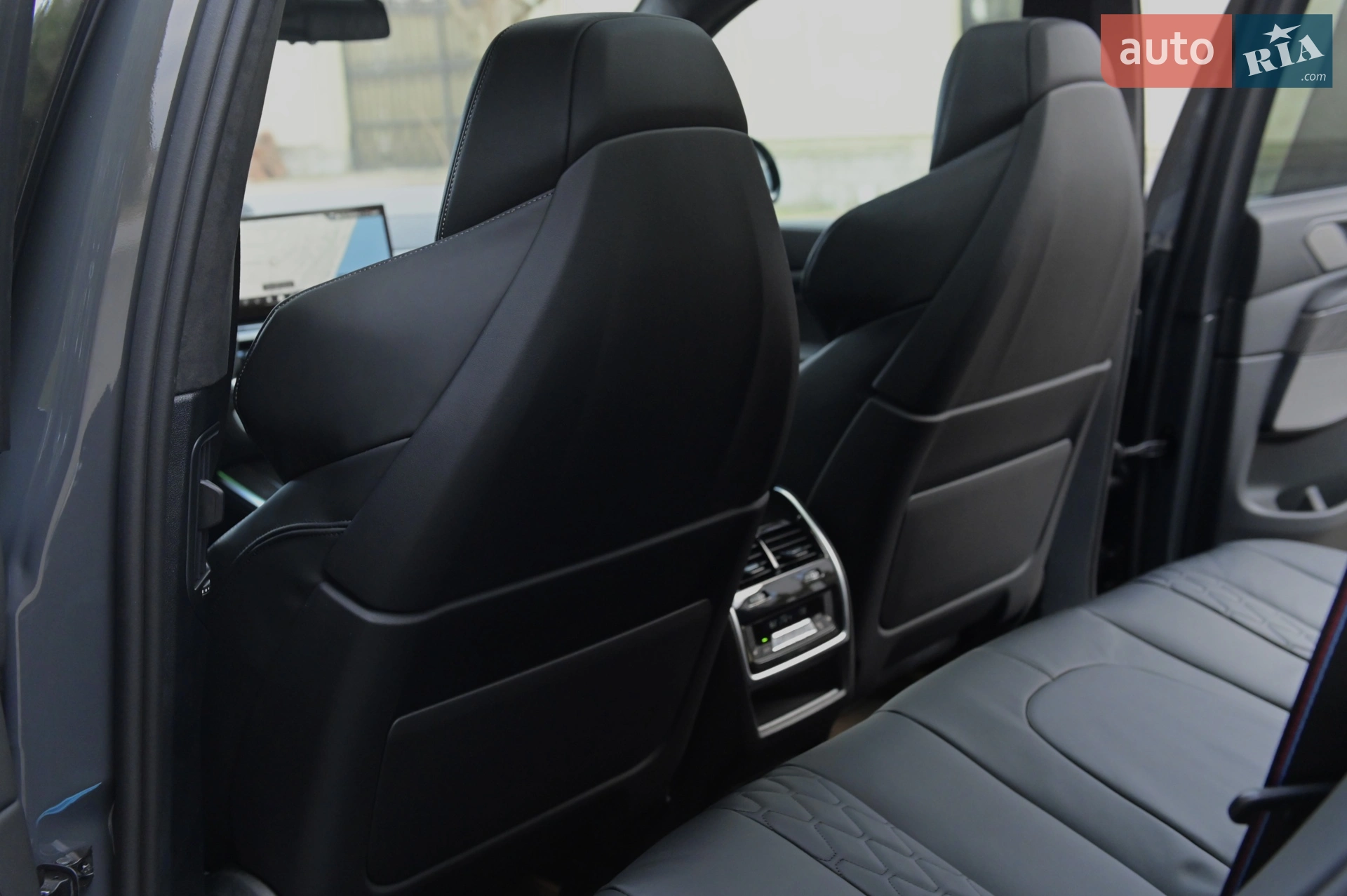 2025 BMW X5 - мініатюра 72