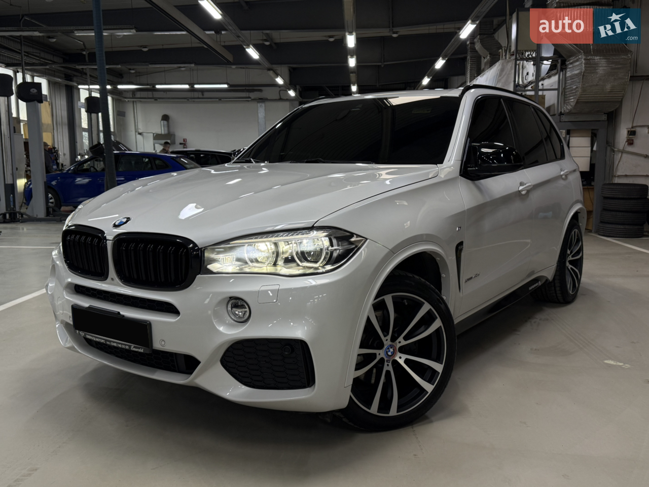 2012 BMW 5er - мініатюра 31