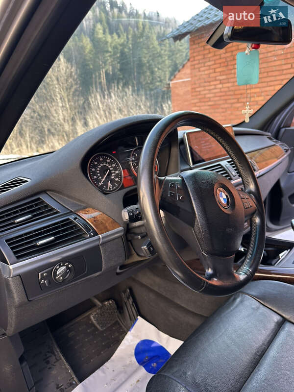 Позашляховик / Кросовер BMW X5 2011 в Микуличині