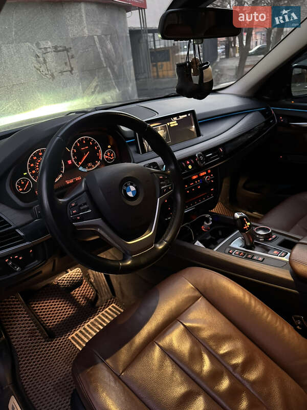 Позашляховик / Кросовер BMW X5 2014 в Запоріжжі