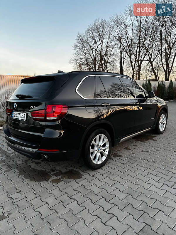 Позашляховик / Кросовер BMW X5 2016 в Чернівцях