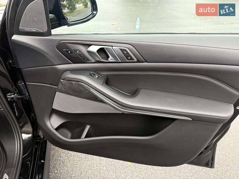 Позашляховик / Кросовер BMW X5 2023 в Києві