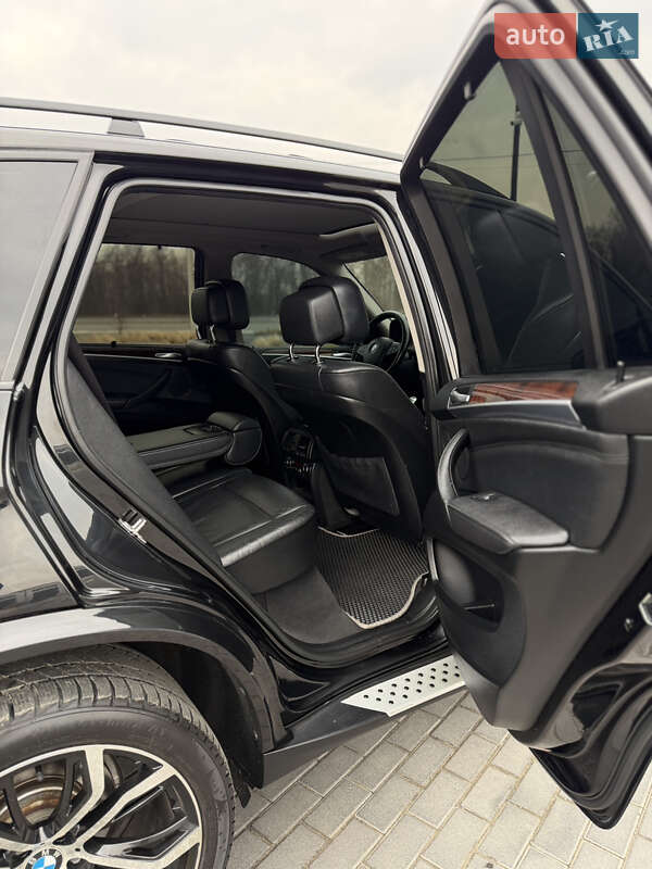 Позашляховик / Кросовер BMW X5 2012 в Чернівцях фото 68 Позашляховик / Кросовер BMW X5 2012 в Чернівцях