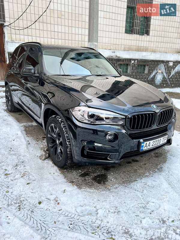 Внедорожник / Кроссовер BMW X5 2015 в Киеве