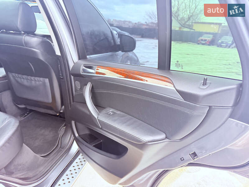 Внедорожник / Кроссовер BMW X5 2007 в Харькове