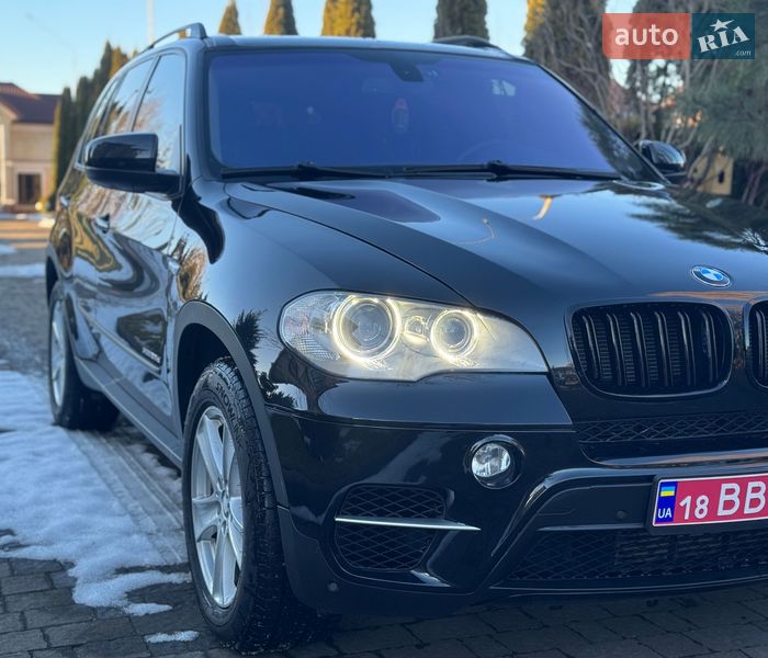 Внедорожник / Кроссовер BMW X5 2011 в Сарнах