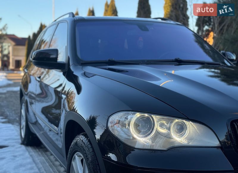 Внедорожник / Кроссовер BMW X5 2011 в Сарнах