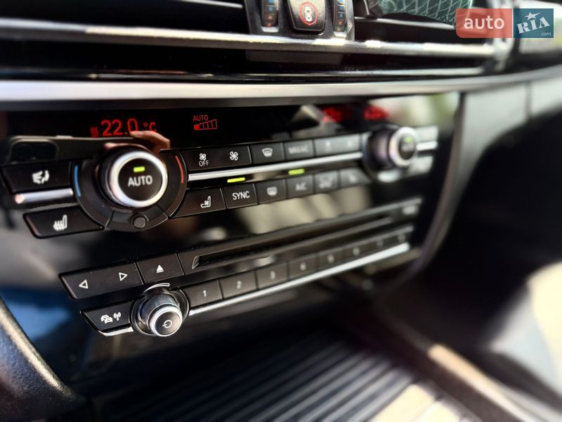 Внедорожник / Кроссовер BMW X5 2014 в Киеве