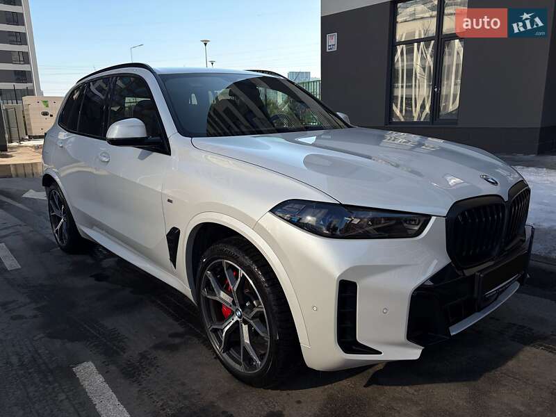 Позашляховик / Кросовер BMW X5 2023 в Києві