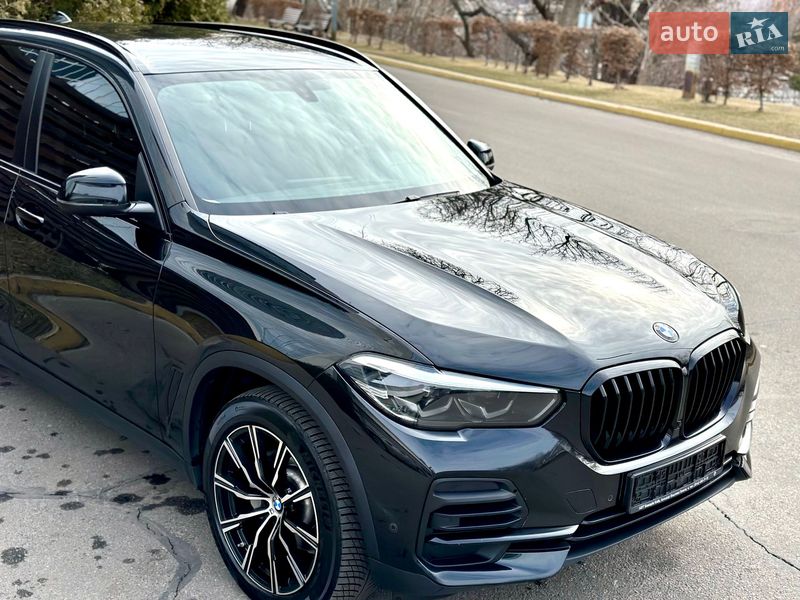 Внедорожник / Кроссовер BMW X5 2022 в Киеве