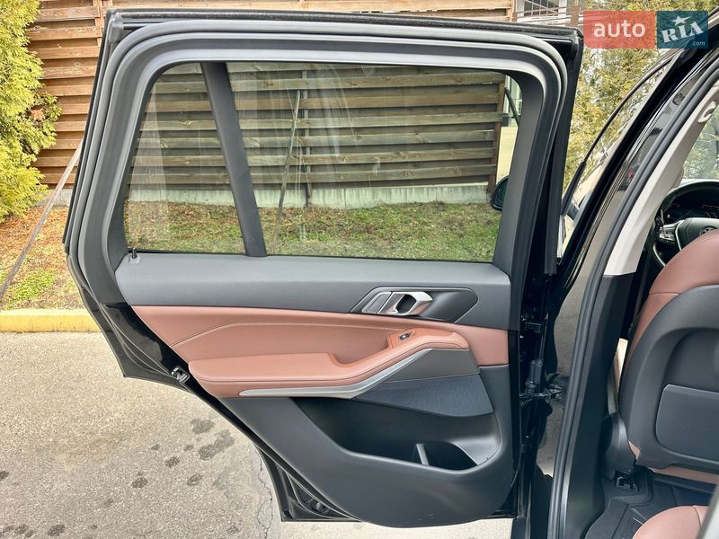 Внедорожник / Кроссовер BMW X5 2022 в Киеве