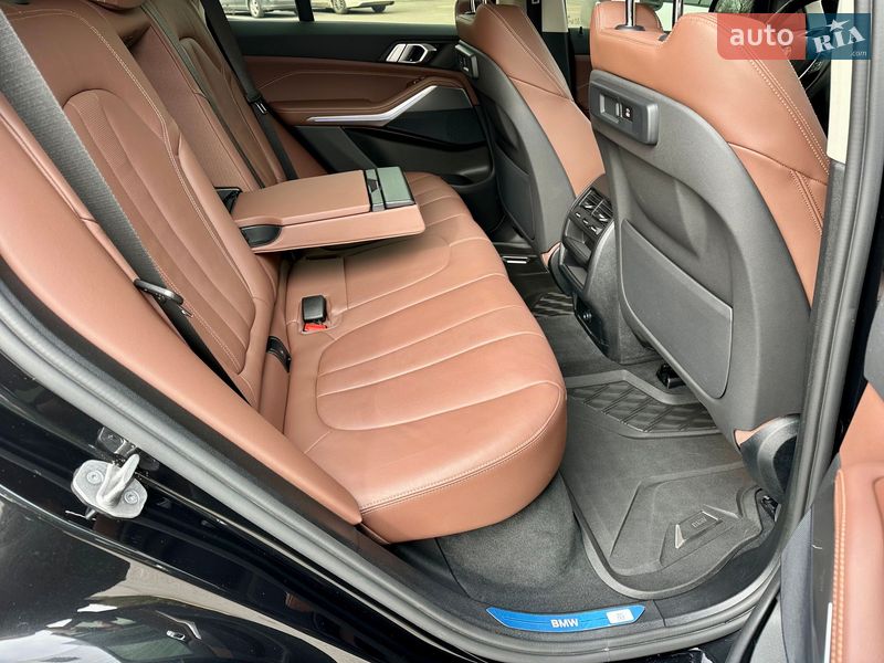 Внедорожник / Кроссовер BMW X5 2022 в Киеве