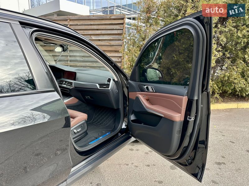 Внедорожник / Кроссовер BMW X5 2022 в Киеве