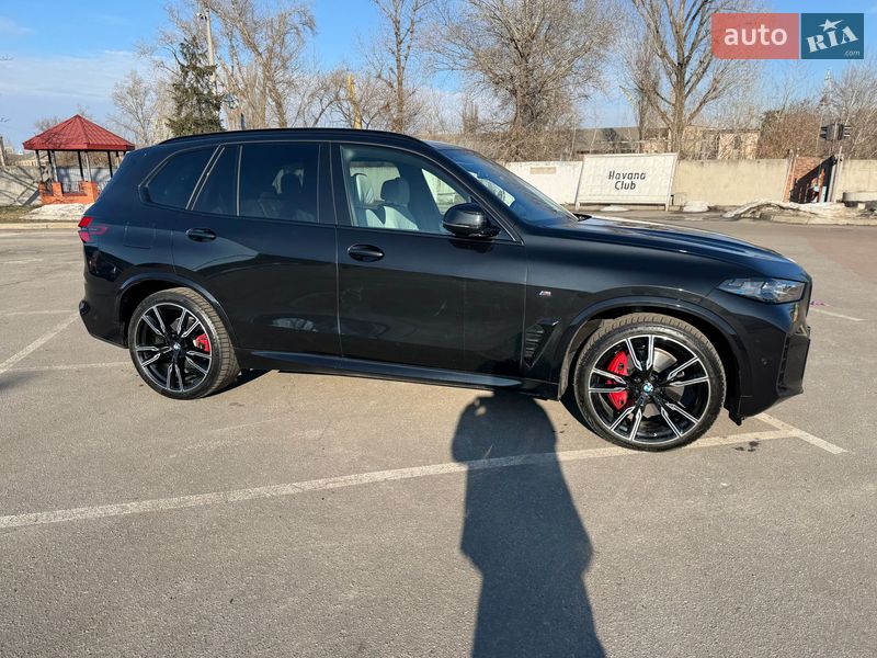Позашляховик / Кросовер BMW X5 2024 в Києві