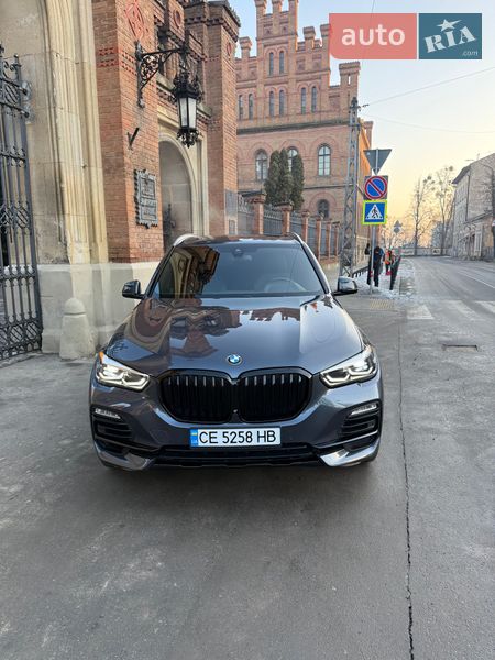 Позашляховик / Кросовер BMW X5 2019 в Чернівцях