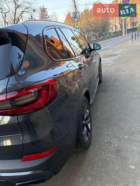 Позашляховик / Кросовер BMW X5 2019 в Чернівцях
