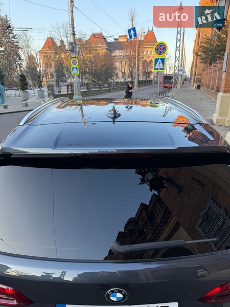 Позашляховик / Кросовер BMW X5 2019 в Чернівцях