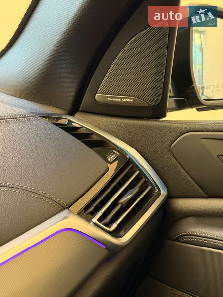 Позашляховик / Кросовер BMW X5 2019 в Чернівцях