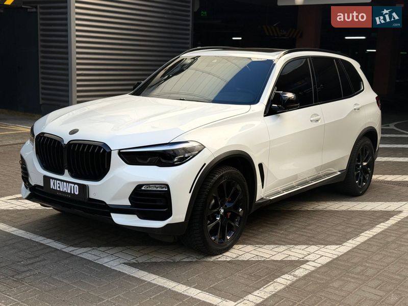 Внедорожник / Кроссовер BMW X5 2018 в Киеве