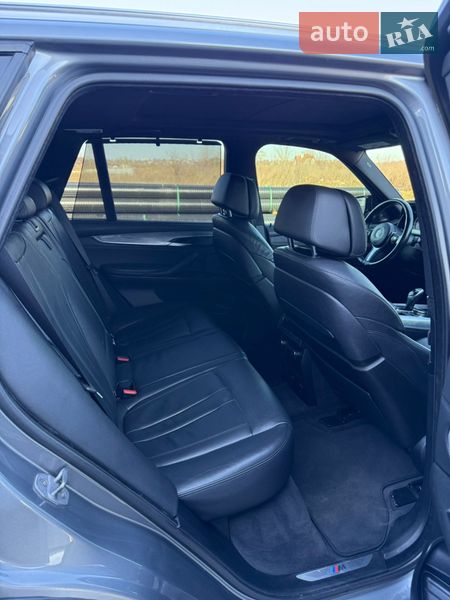 Позашляховик / Кросовер BMW X5 2015 в Луцьку