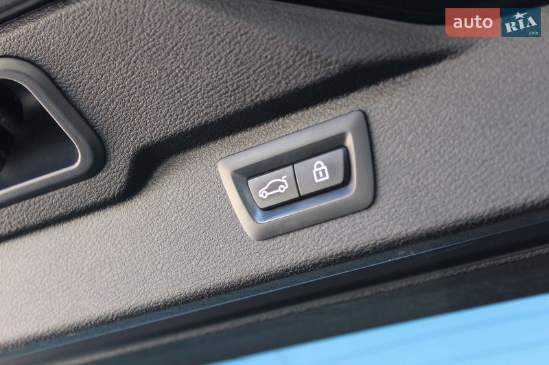 Позашляховик / Кросовер BMW X5 2015 в Рівному