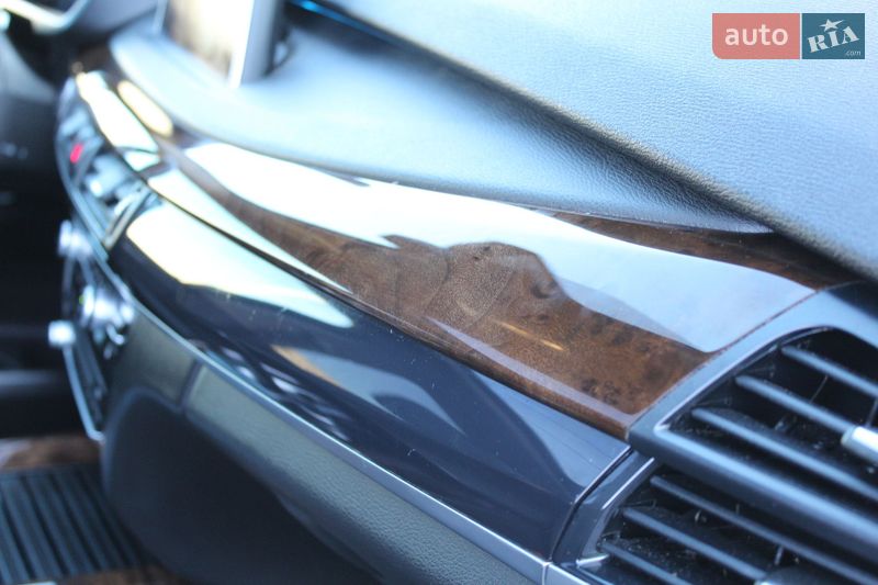 Позашляховик / Кросовер BMW X5 2015 в Рівному