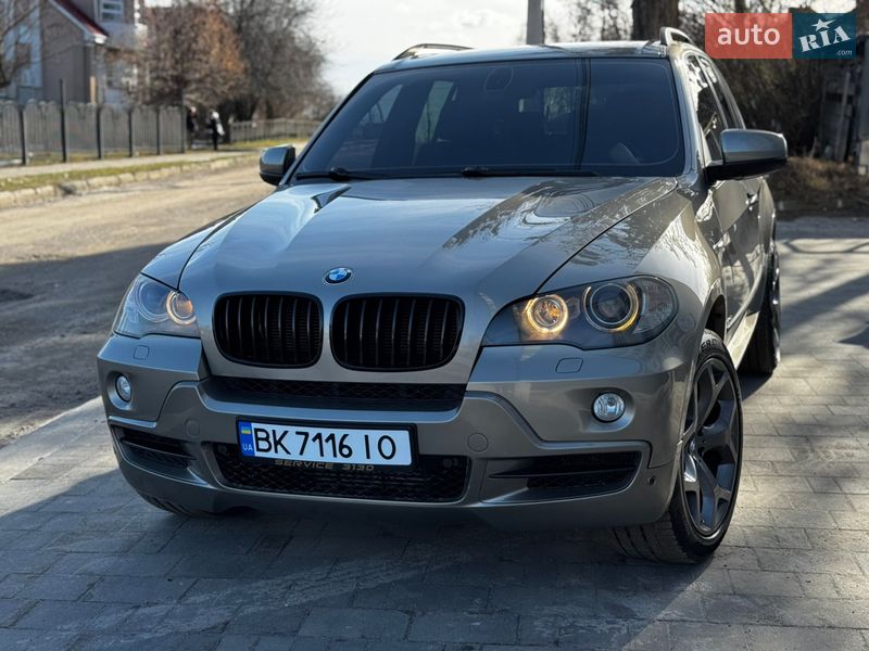Позашляховик / Кросовер BMW X5 2008 в Рівному