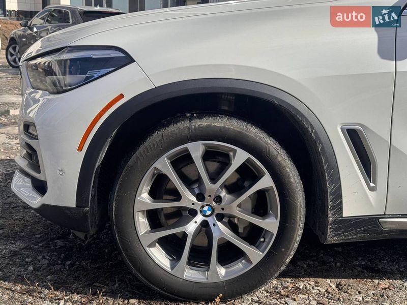 Позашляховик / Кросовер BMW X5 2018 в Києві фото 12 Позашляховик / Кросовер BMW X5 2018 в Києві