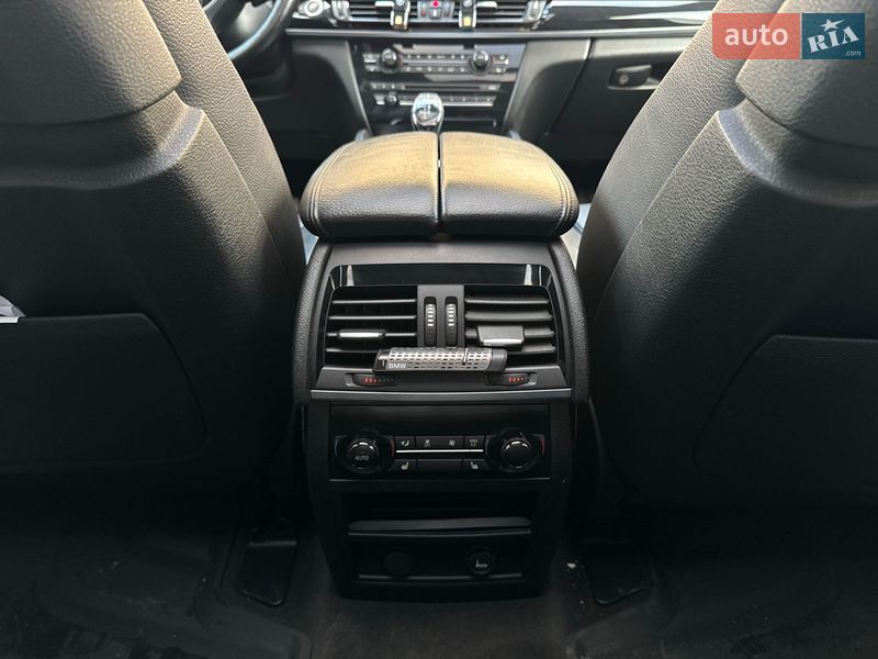 Позашляховик / Кросовер BMW X5 2014 в Черкасах