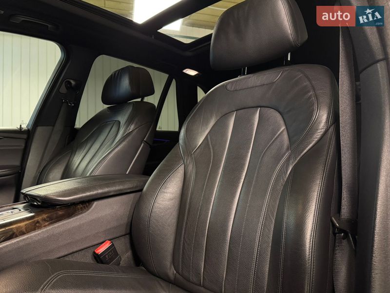 Позашляховик / Кросовер BMW X5 2015 в Києві