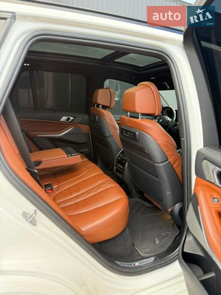 Внедорожник / Кроссовер BMW X5 2018 в Сокале