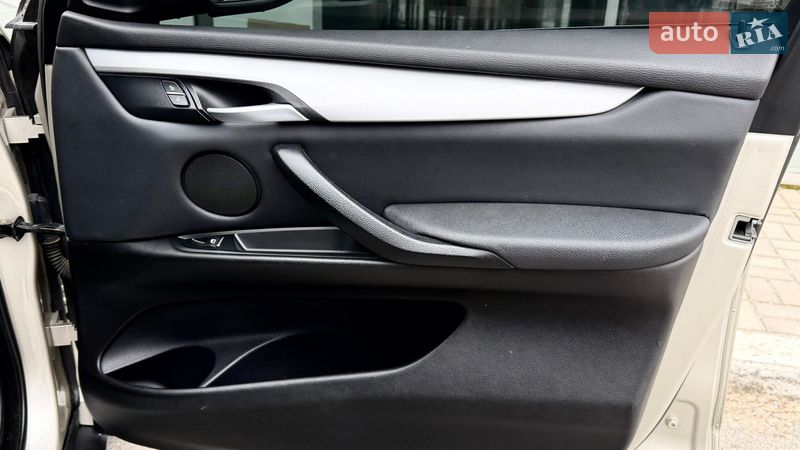 Позашляховик / Кросовер BMW X5 2015 в Запоріжжі