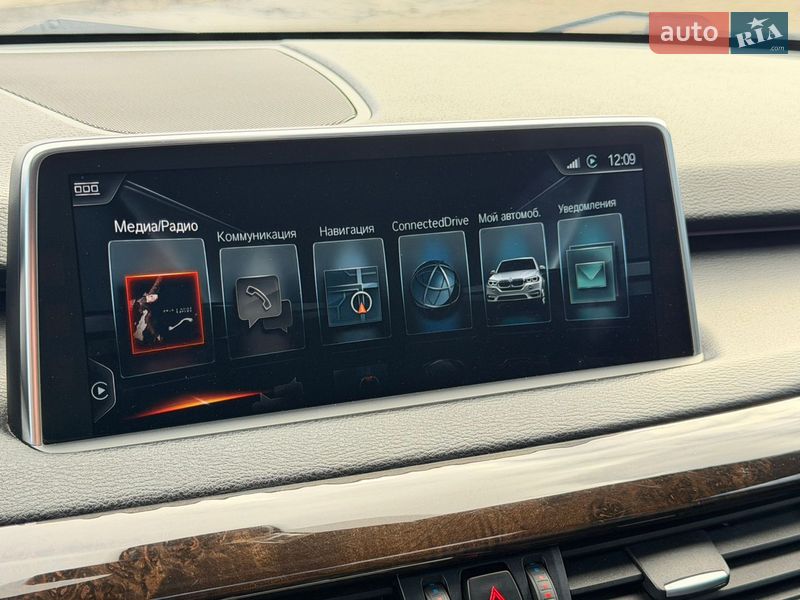 Внедорожник / Кроссовер BMW X5 2016 в Киеве