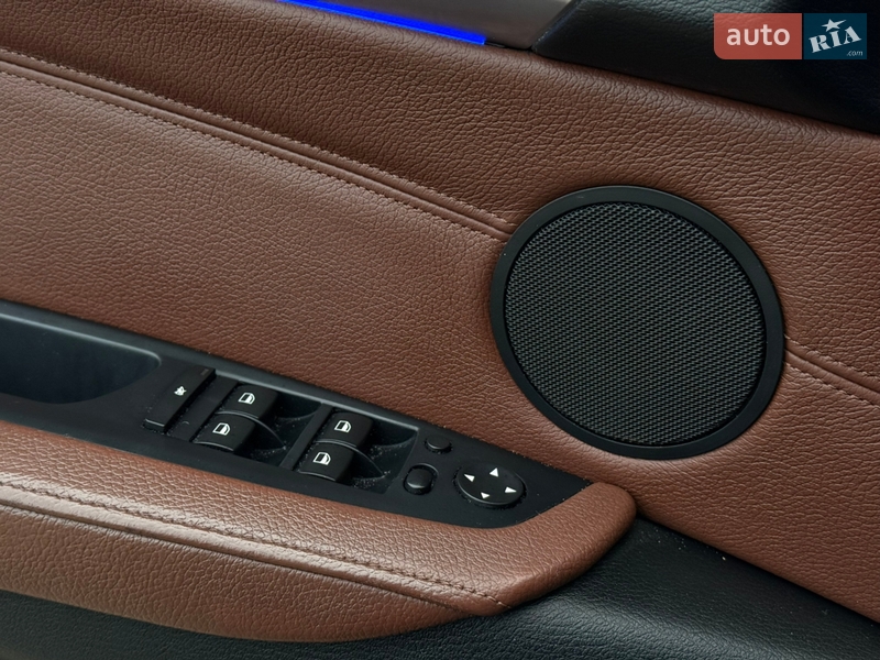 Внедорожник / Кроссовер BMW X5 2012 в Харькове