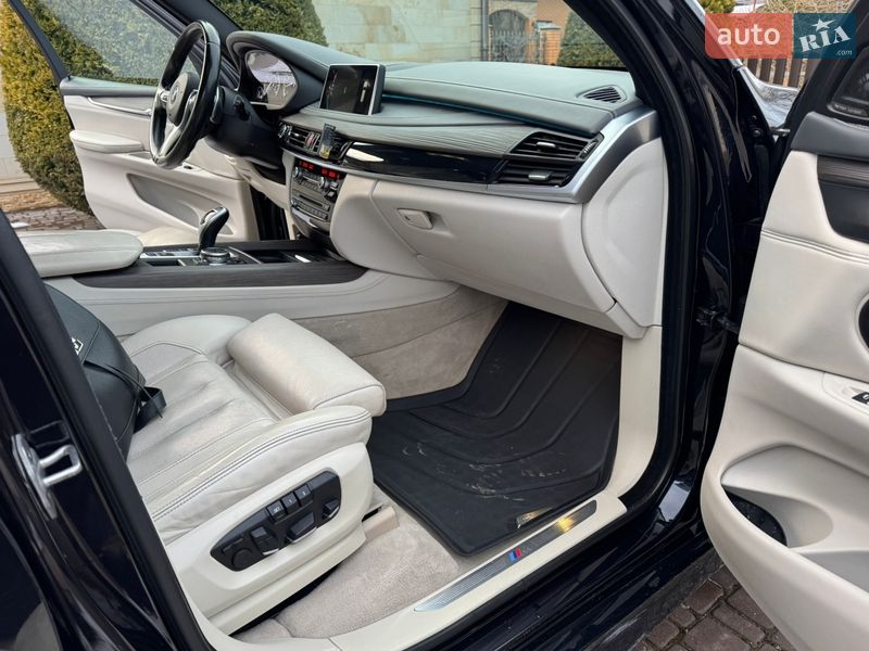 Внедорожник / Кроссовер BMW X5 2015 в Одессе
